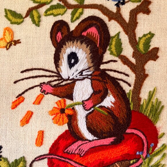 1960's Crewel Embroider Woodland Mouse and Friends  Art Piece on Wooden Frame - Picture 2 of 8
